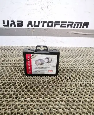 KIA Sportage Anti-theft wheel nuts and lock LP490ADU00