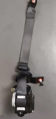 Rear seatbelt