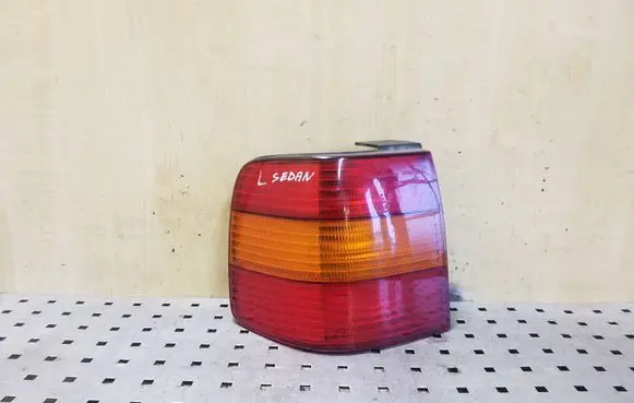 Volkswagen PASSAT B4 Rear/tail lights 3A5945111