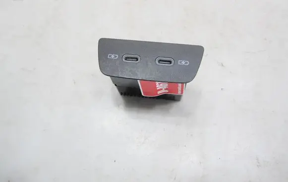Volkswagen T-Cross USB socket connector 2G6035954 322000879876