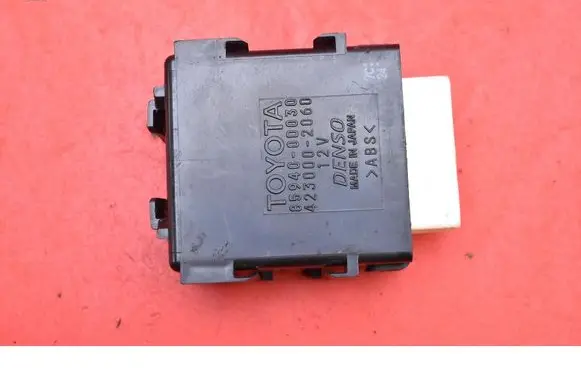 Toyota Yaris Engine control unit/module ECU 85940-0D030