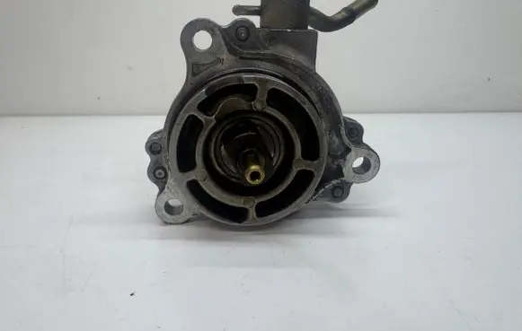 Mazda 6 Vacuum pump RF5C18G00 X2T58172