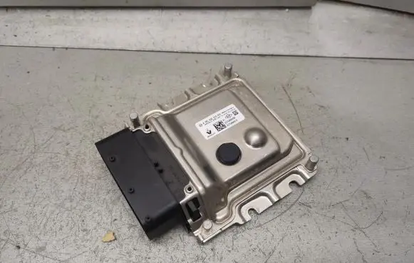 Renault Master III Adblue control unit 0281032615 237G00049R 237G00001R