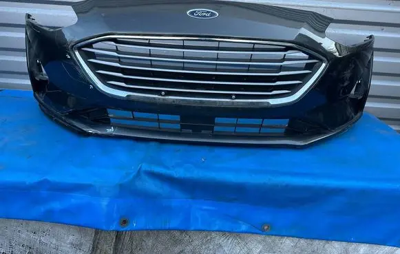Ford Focus Front bumper JX7B17K945A1