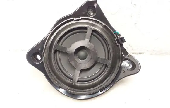 Mercedes-Benz C W205 Subwoofer speaker A2058201502