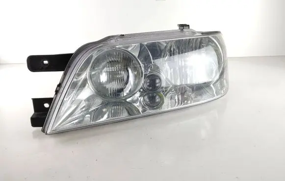 Hyundai Centennial Headlight/headlamp 921013BXXX