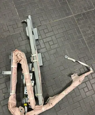 Roof airbag