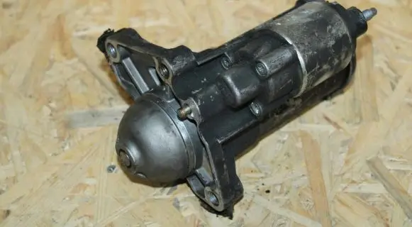 Nissan X-Trail T32 Starter motor 233008131R 20150925 0001170621