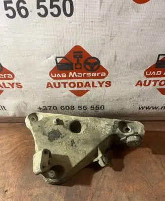 BMW X5 E70 Engine mounting bracket 6790021 68572910 NAC4C000