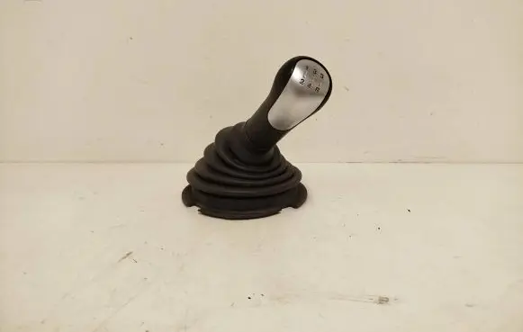Ford Fusion Gear lever shifter trim leather/knob 2S617277ABW