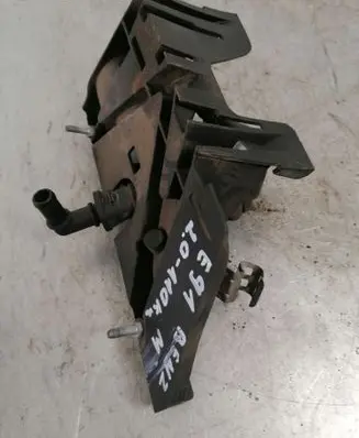 BMW 3 E90 E91 Breather valve 7526654
