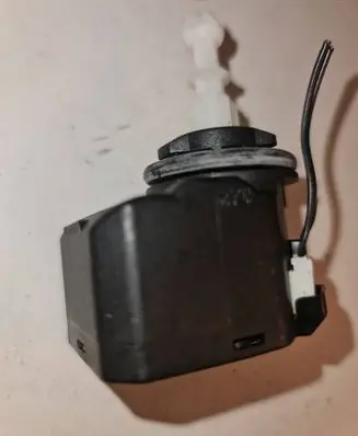 Opel Vectra C Headlight level adjustment motor 008830