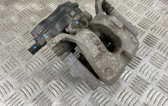Jeep Cherokee Rear brake caliper