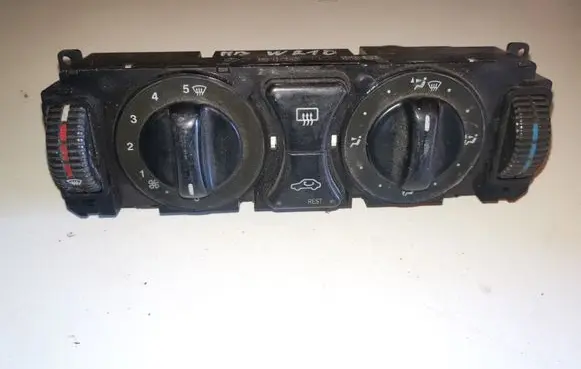 Mercedes-Benz E W210 Climate control unit 2108300285