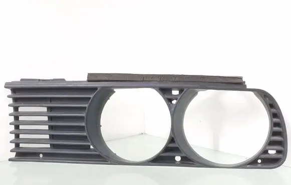 BMW 3 E30 Under headlight/headlamp trim 