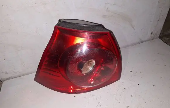 Volkswagen Golf V Rear/tail lights 1K6945095AA