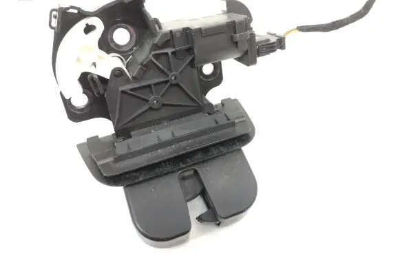 Audi A4 S4 B7 8E 8H Tailgate/trunk/boot lock/catch/latch 8P4827505B 8e9827520a