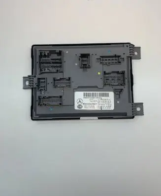 Mercedes-Benz C W205 Central body control module A2059005747 A1679020607 5DK01433486