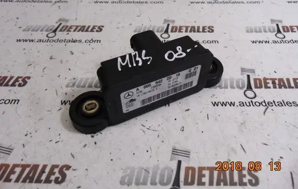 Mercedes-Benz S W221 ESP acceleration yaw rate sensor A0055422018