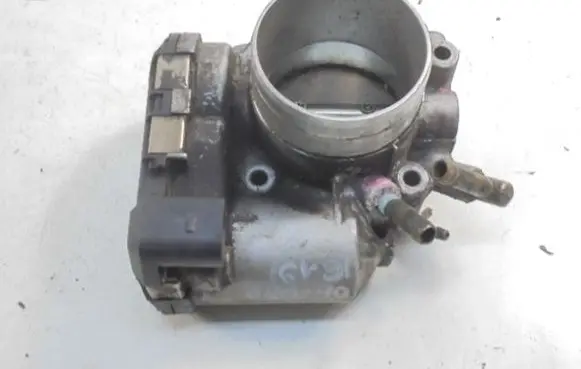 Audi A6 Allroad C5 Electric throttle body valve 06B133062H