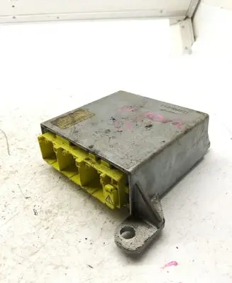 Mazda 6 Airbag control unit/module 3326253