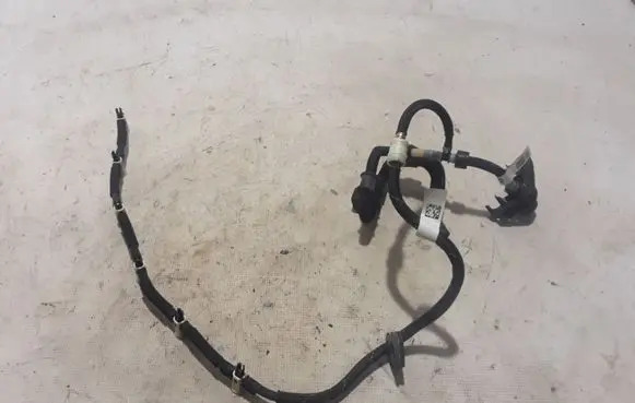 Fuel return line/hose