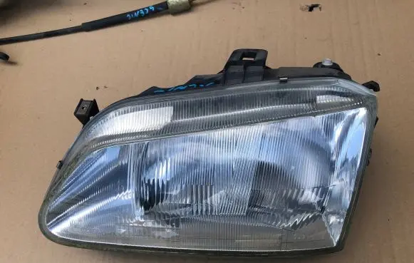 Renault Scenic I Headlight/headlamp