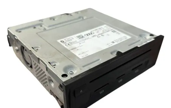 Audi Q2 - Navigation unit CD/DVD player 81A035192E