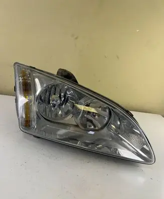 Ford Focus Headlight/headlamp 4M5113W029AC