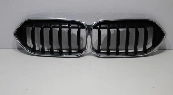 BMW 2 F44 Front bumper upper radiator grill 13725810 5A39376 5A39372
