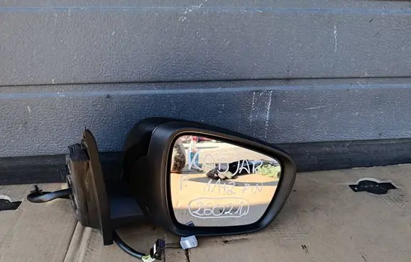 Renault Kadjar Front door electric wing mirror