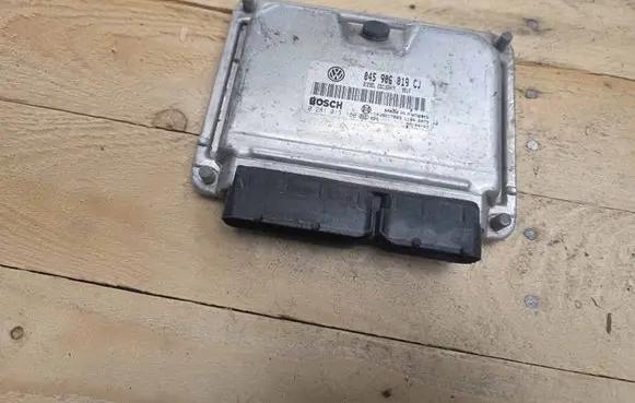 Skoda Roomster (5J) Engine control unit/module 045906019CJ
