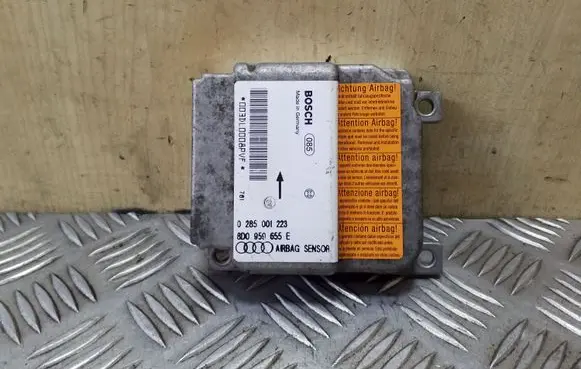 Audi A3 S3 8L Airbag control unit/module 0285001223 8D0959655E
