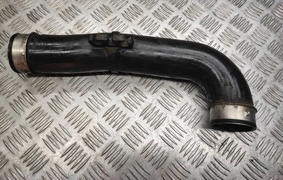 Skoda Octavia Mk2 (1Z) Intercooler hose/pipe 1K0145838C
