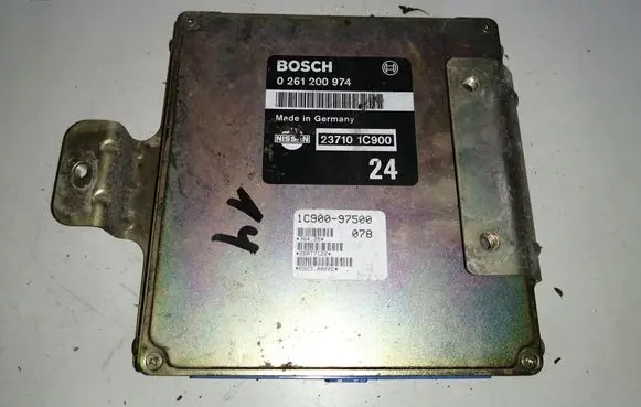 Nissan Serena Engine control unit/module 0261200974 237101C900 1C90097500