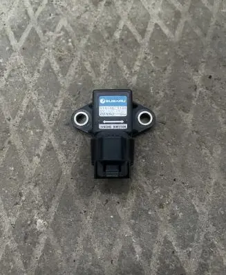 Subaru Outback Airbag deployment crash/impact sensor 4991000430 04F26