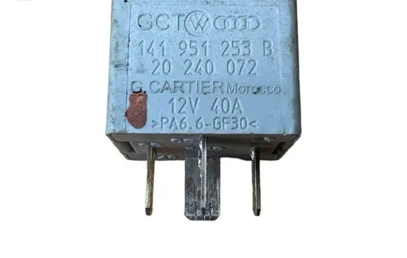 Volkswagen Touran I Other relay 141951253B 20240072
