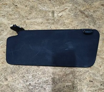 Sun visor