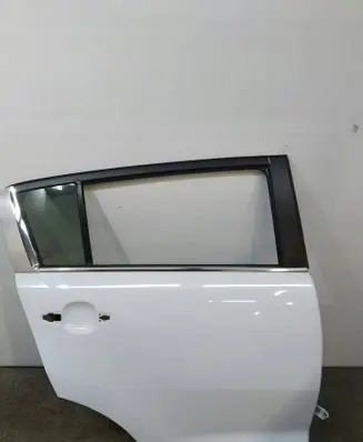 KIA Sportage Front door 