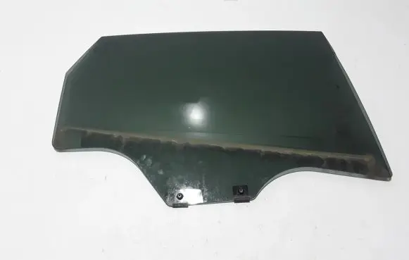 Renault Arkana Rear door window glass 823000924R