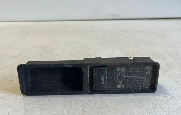 Audi A6 S6 C4 4A Differential lock switch 44391967