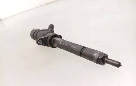 Ford Focus C-MAX Fuel injector 0445110188