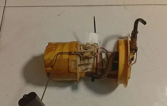 Mazda 3 I Fuel level sensor 3M519275
