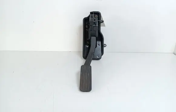 Jaguar XF X250 Accelerator throttle pedal 9X239F832BA
