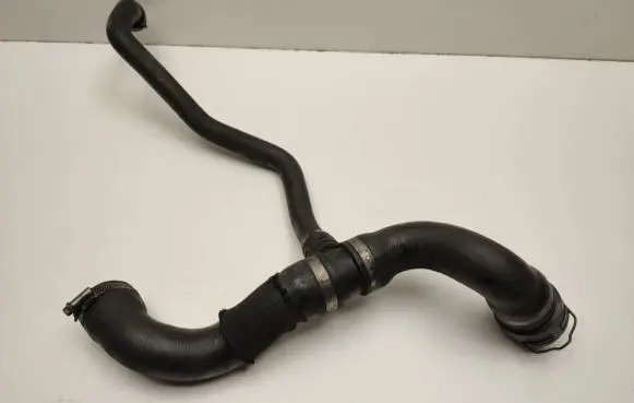 Mercedes-Benz CL C215 Engine coolant pipe/hose A2205015782