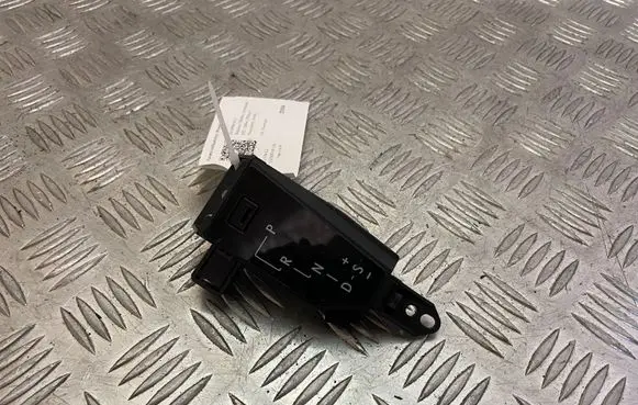 Lexus RX 450H Gear shift selector indicator 76K116RHD 76K116