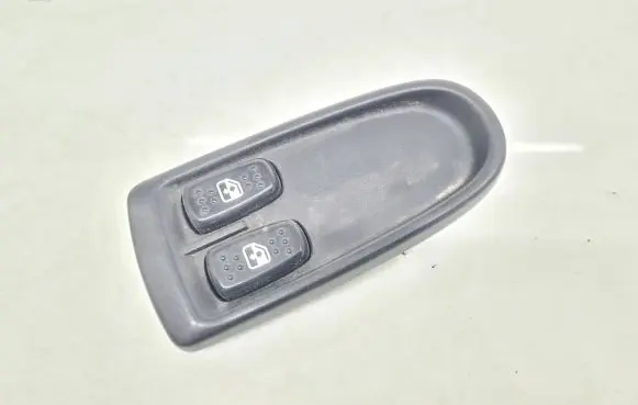 Iveco Daily 4th gen Electric window control switch