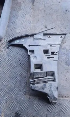 Volvo V70 Front bumper mounting bracket 09190303
