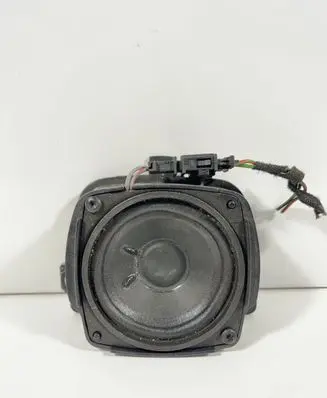 Audi A8 S8 D3 4E Front door speaker 4E0035411P 280380002 373071002
