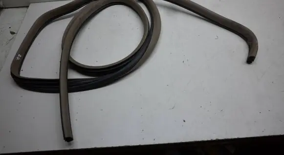 Chrysler Town u0026 Country V Sliding door rubber seal 
